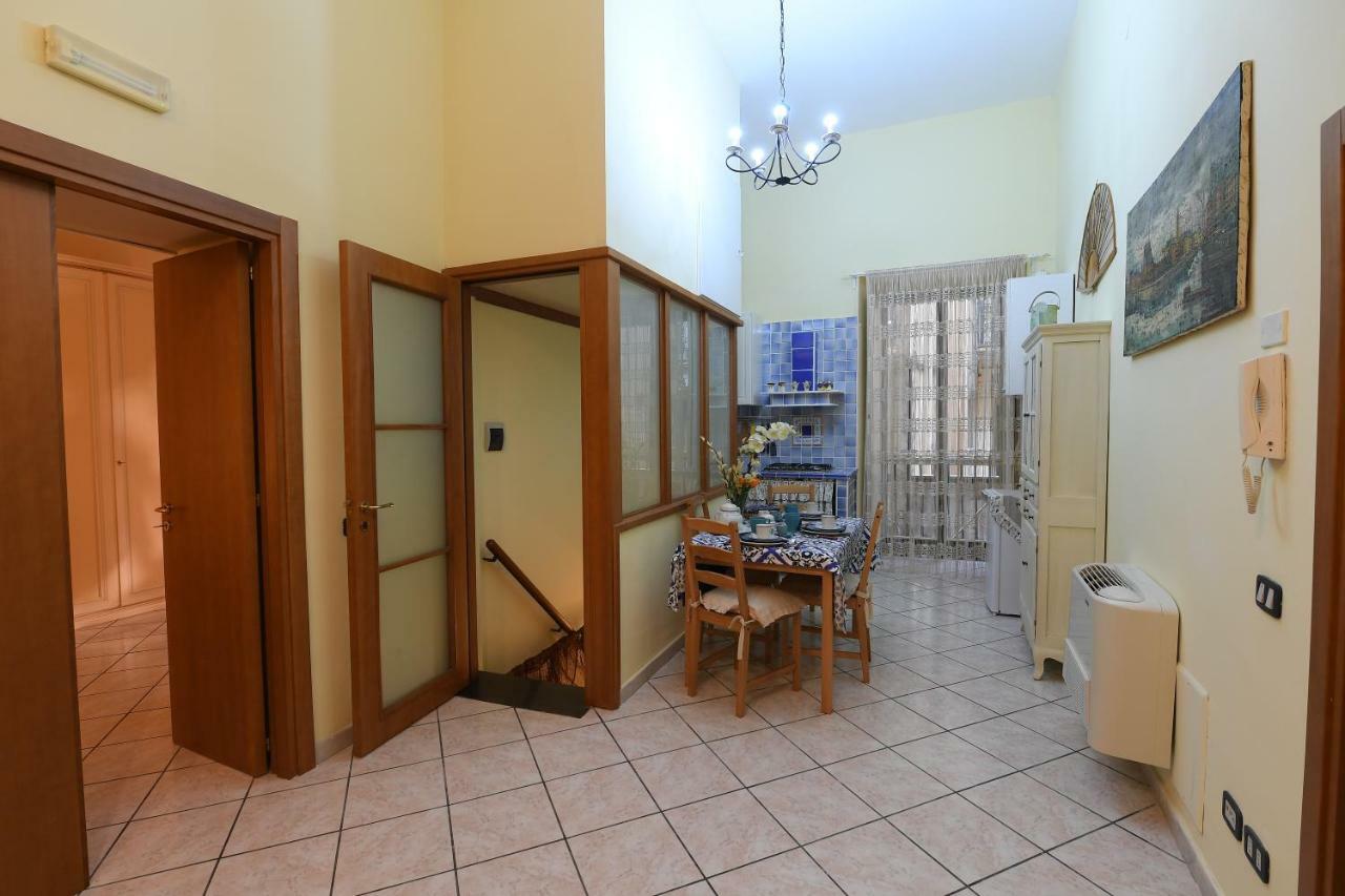 Salerno Centro Lägenhet Exteriör bild