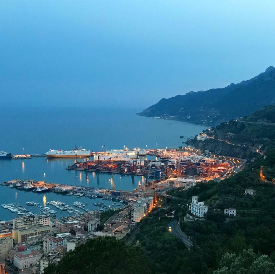 Salerno Centro Lägenhet Exteriör bild